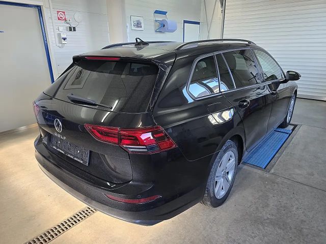 Volkswagen Golf DSG Life Variant