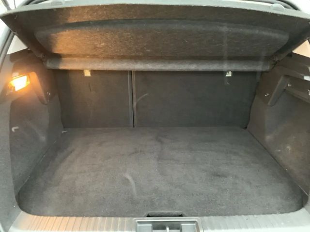 Renault Captur Hybrid Intens