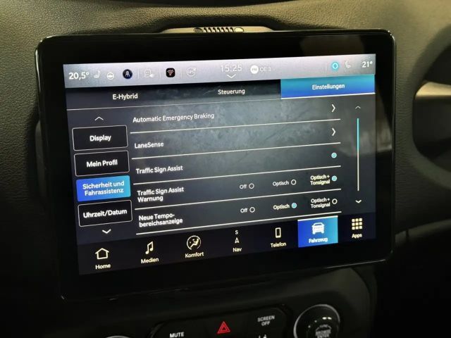 Jeep Renegade Hybrid Summit