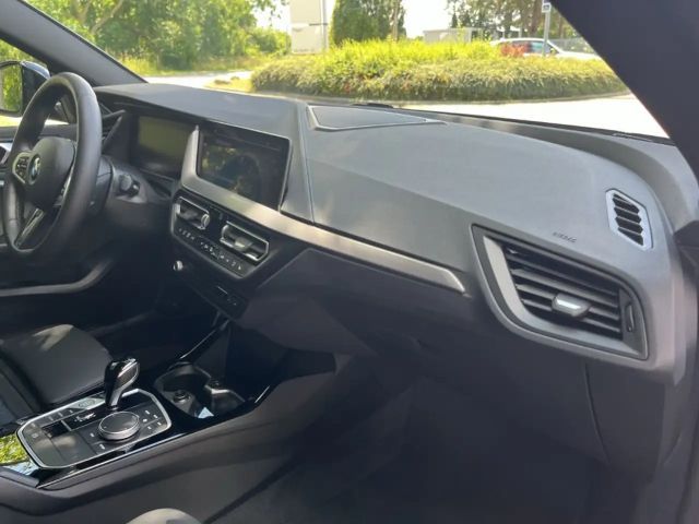 BMW 218 Coupé Gran Coupé Sedan