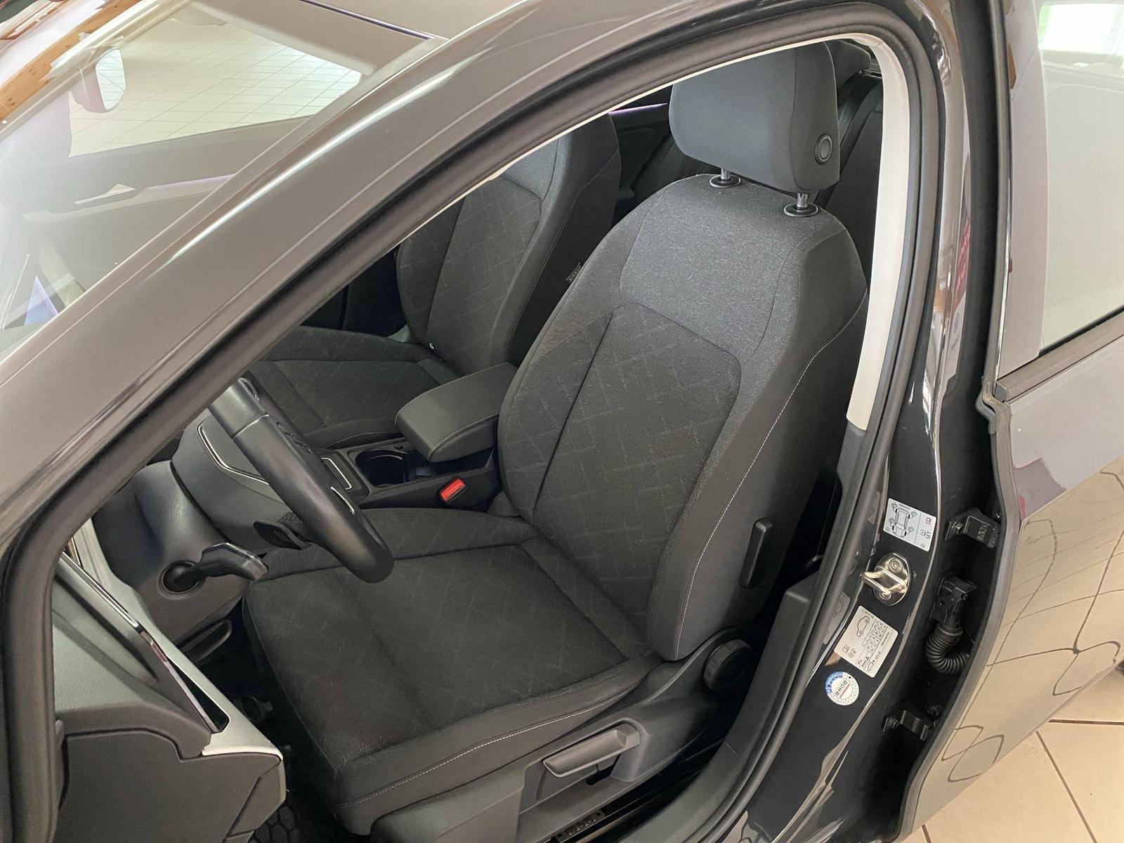 Volkswagen Golf DSG Golf VIII Life