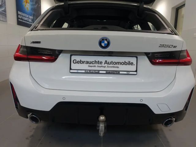 BMW 330 330e M-Sport xDrive