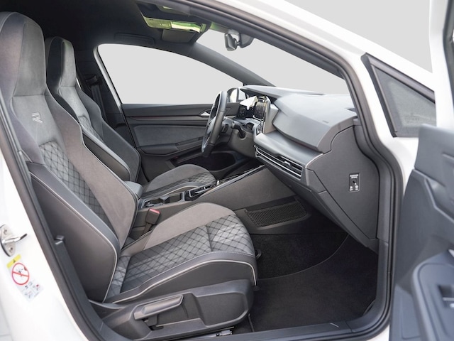 Volkswagen Golf 2.0 TSI DSG Golf VIII R-Line