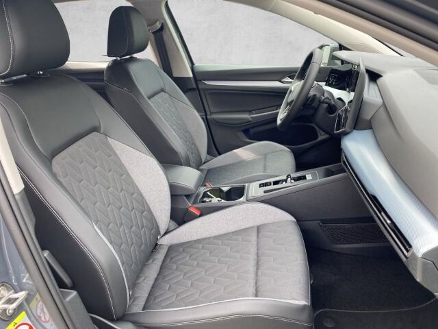 Volkswagen Golf 1.5 eTSI DSG Golf VIII