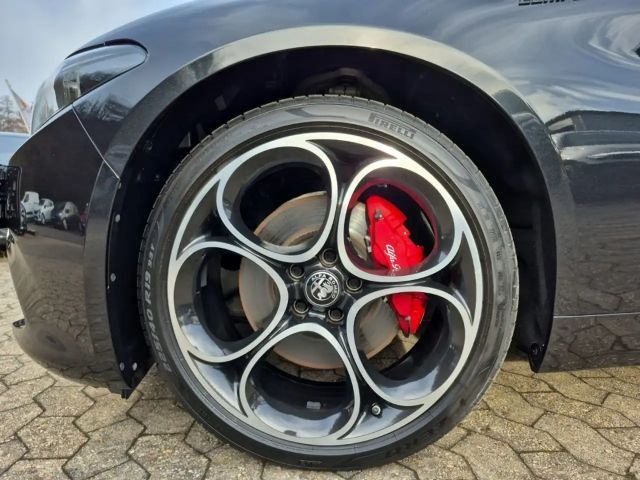 Alfa Romeo Giulia Q4