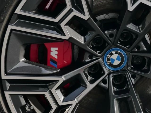 BMW i5 M-Sport Sedan