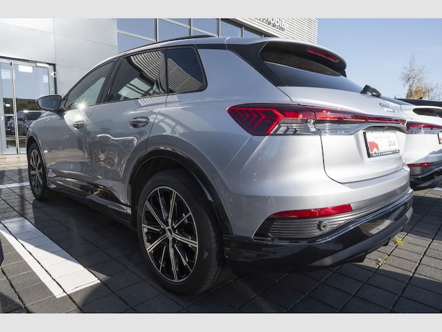 Audi Q4 e-tron SUV 45 e-tron Audi Q4 e-tron
