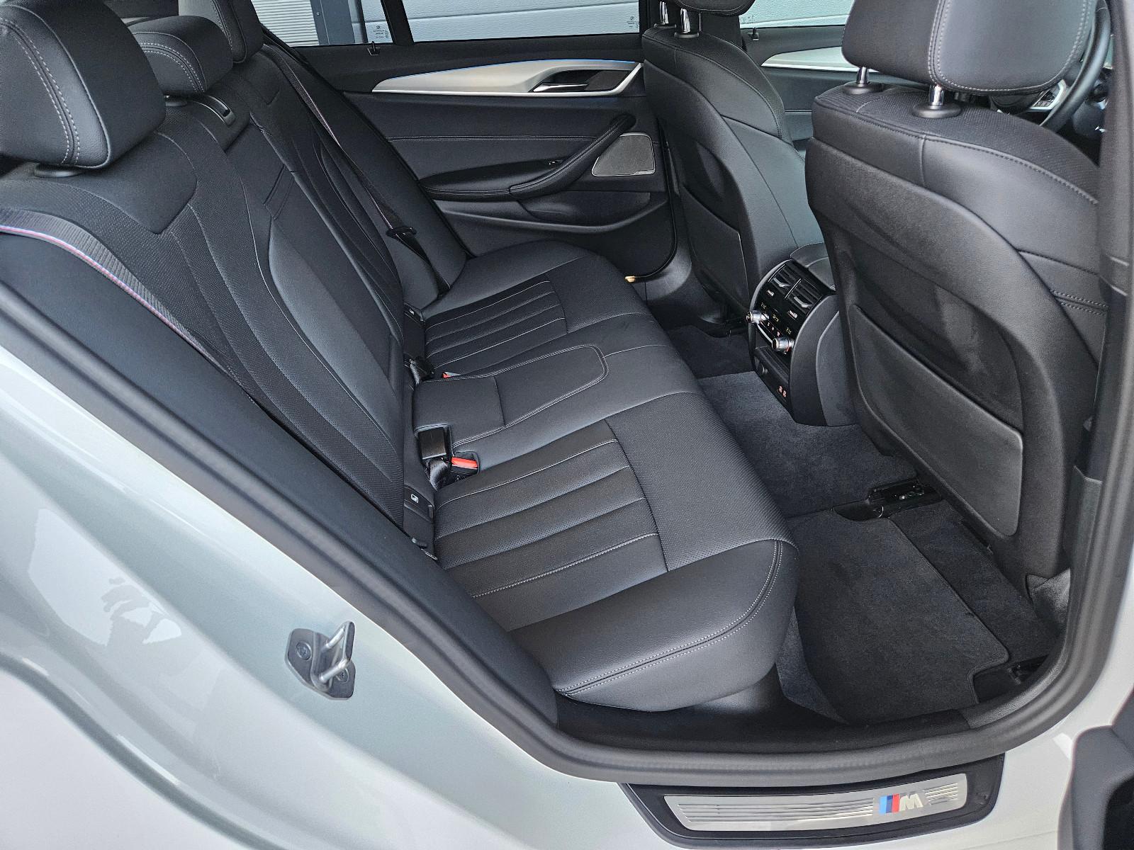 BMW 545 545e M-Sport Sedan xDrive