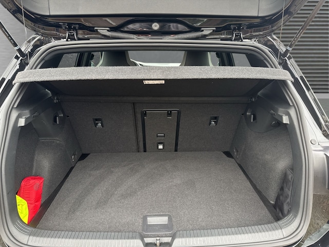 Volkswagen Golf 2.0 TDI Golf VIII R-Line