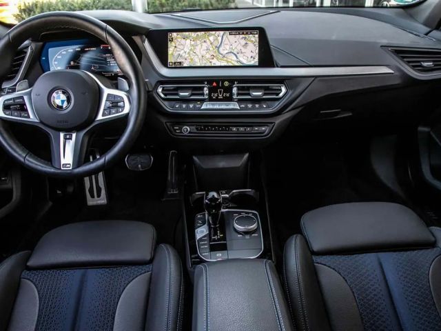 BMW 135 Sedan xDrive