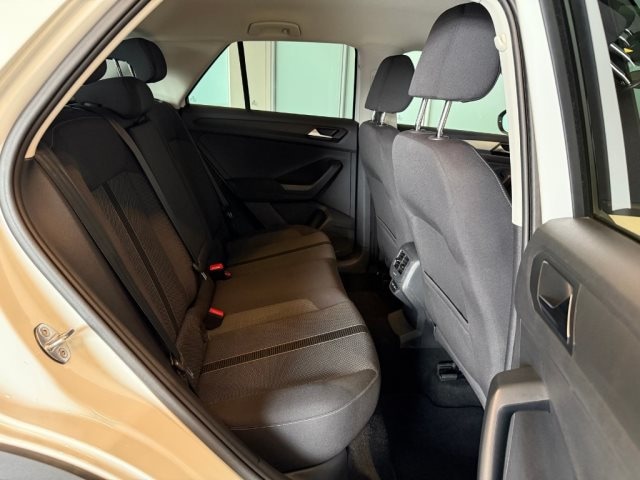 Volkswagen T-Roc 1 0 TSI Alarmanlage ACC LED