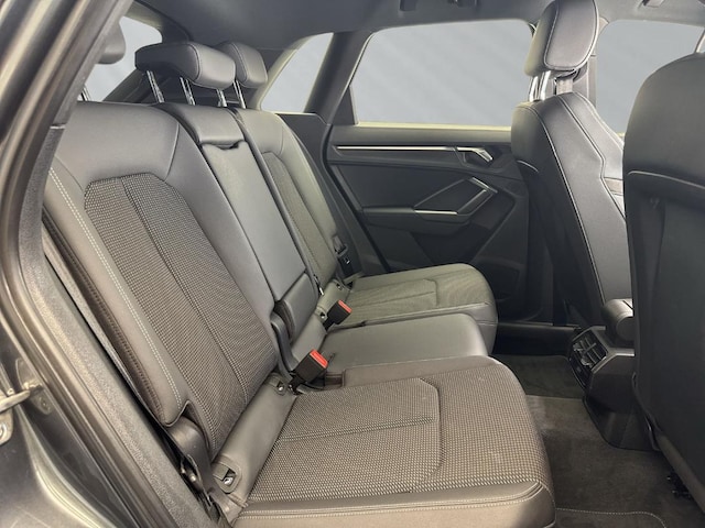 Audi Q3 35 TFSI S-Tronic