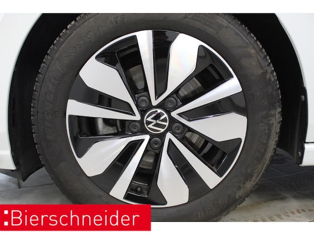 Volkswagen Golf 1.5 eTSI DSG IQ.Drive