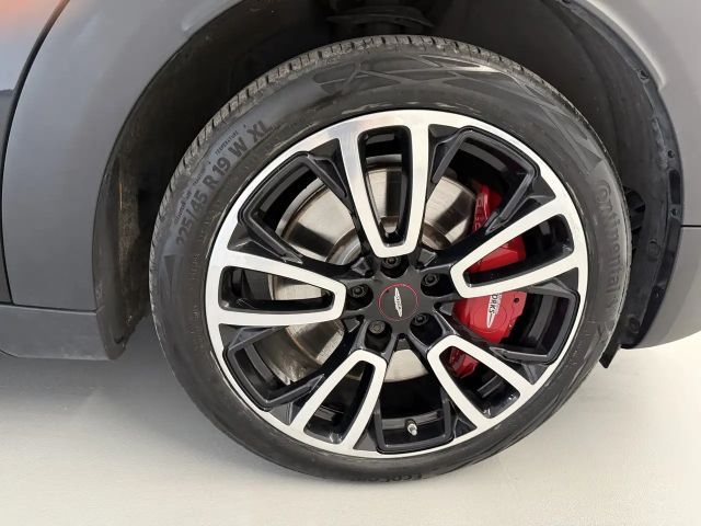 MINI John Cooper Works Countryman John Cooper Works Countryman A