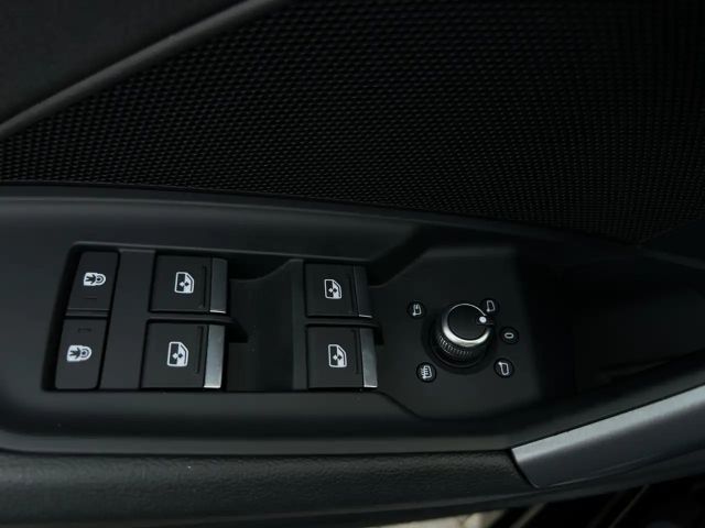 Audi A3 30 TFSI S-Tronic Sedan Sportback