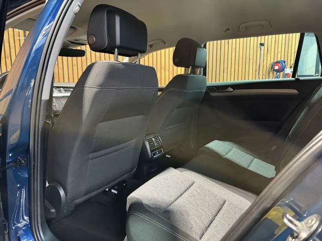 Volkswagen Passat DSG GTE Variant