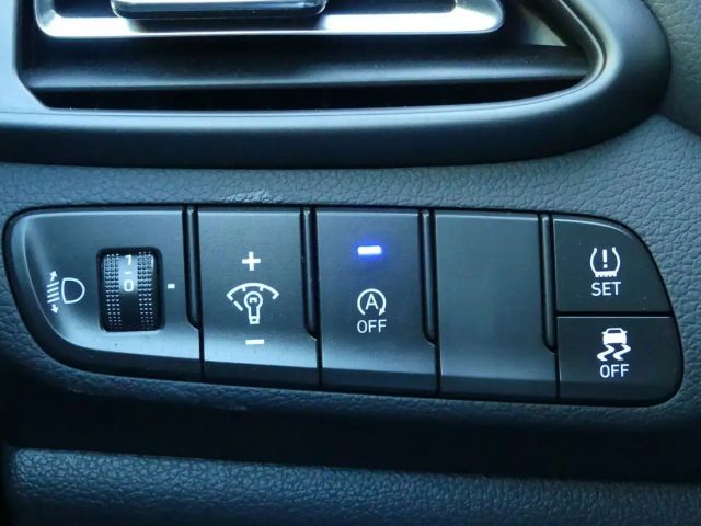 Hyundai i30 Hybrid Trend