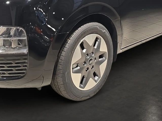 Hyundai Staria Trend