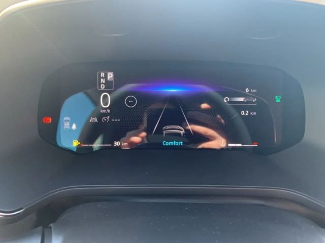 Renault Captur EDC Hybrid Techno
