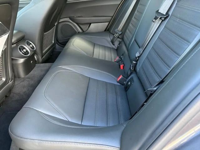 Alfa Romeo Giulia AT8 Q4 Veloce