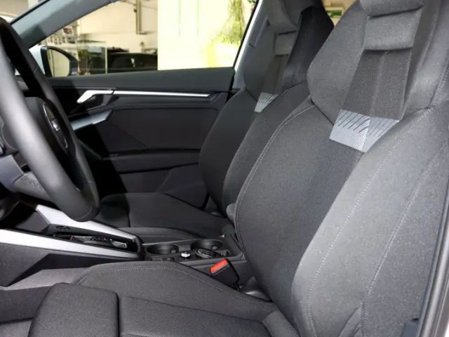 Audi A3 35 TFSI S-Tronic Sedan