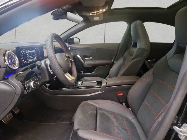 Mercedes-Benz CLA 180 Coupé