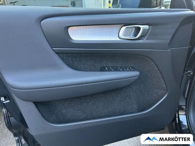 Volvo XC40 Core Recharge T5