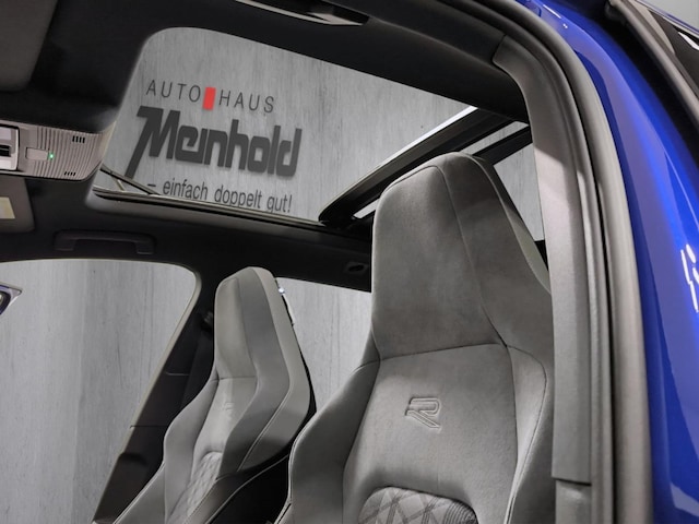 Volkswagen Golf 1.5 TSI DSG R-Line Variant