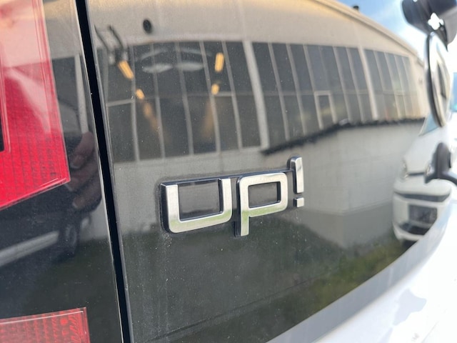 Volkswagen up! Move Move up!