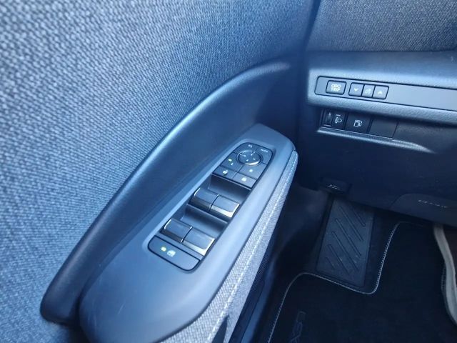 Lexus LBX 1,5 FWD Komfort Paket