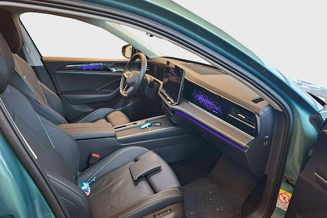 Volkswagen Passat 1.5 eTSI Business DSG Variant