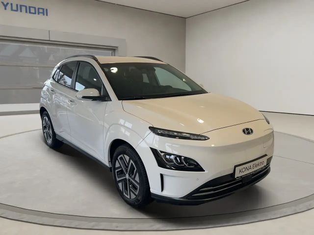 Hyundai Kona 2WD Electric Trend