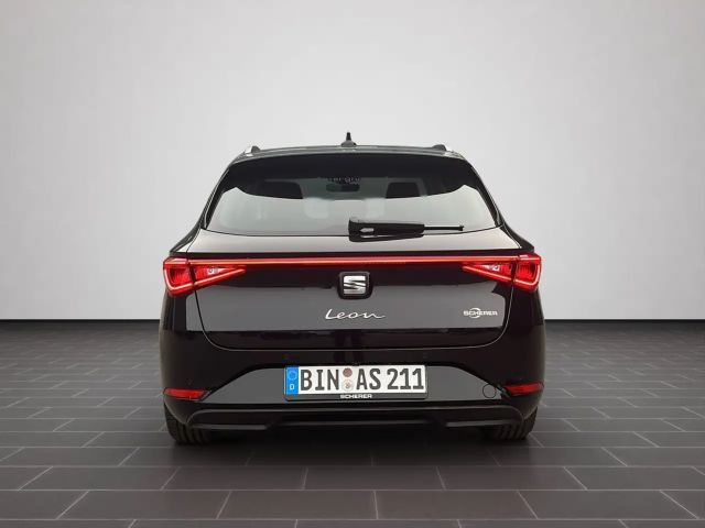 Seat Leon 1.5 eTSI Sportstourer Style