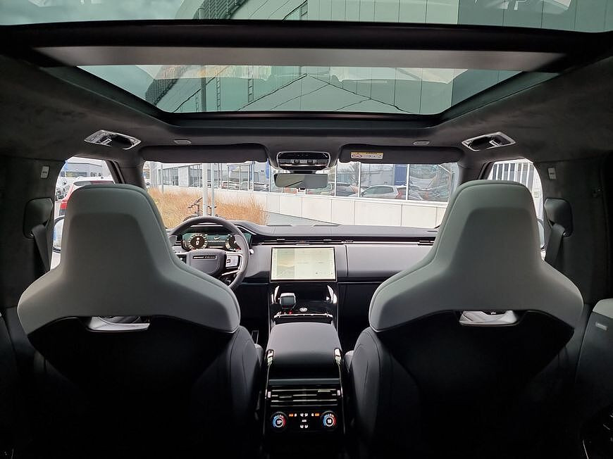 Land Rover Range Rover Sport P635 SV+