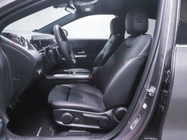 Mercedes-Benz EQA 350 4MATIC AMG Line