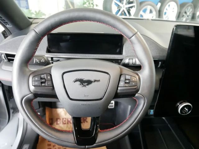 Ford Mustang Mach-E AWD