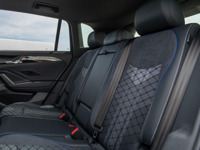 Volkswagen Tiguan 4Motion DSG IQ.Drive R-Line