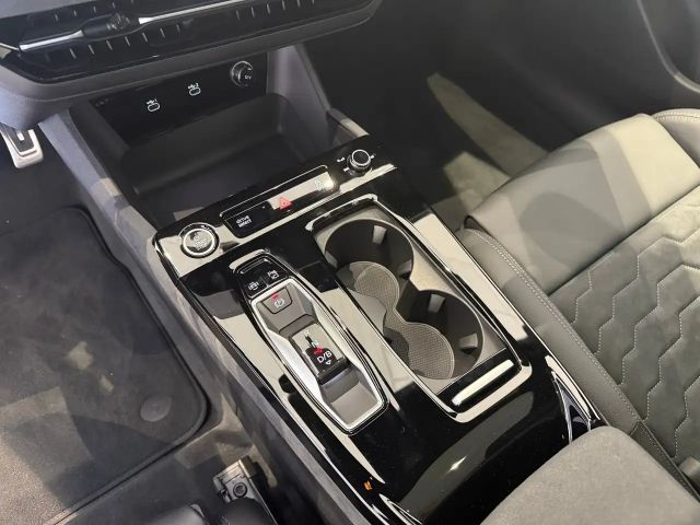 Audi A6 e-tron Quattro