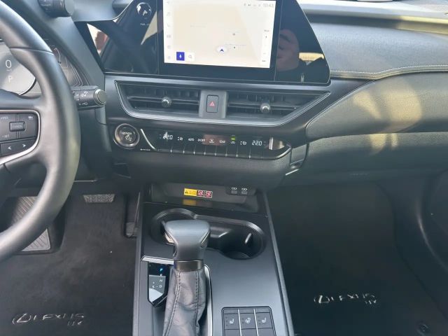 Lexus UX 250h Style Edition