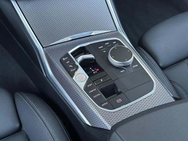 BMW 330 330i M-Sport Touring xDrive