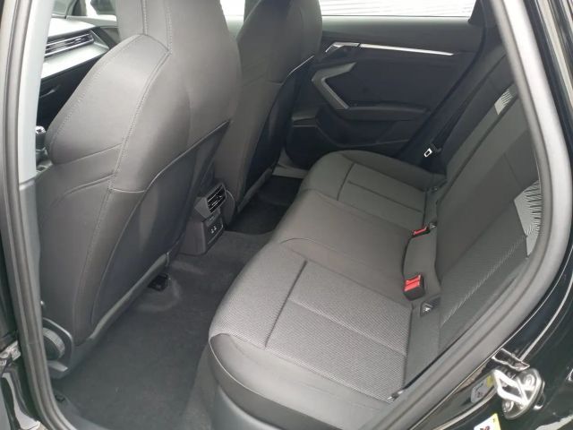 Audi A3 30 TDI Sedan