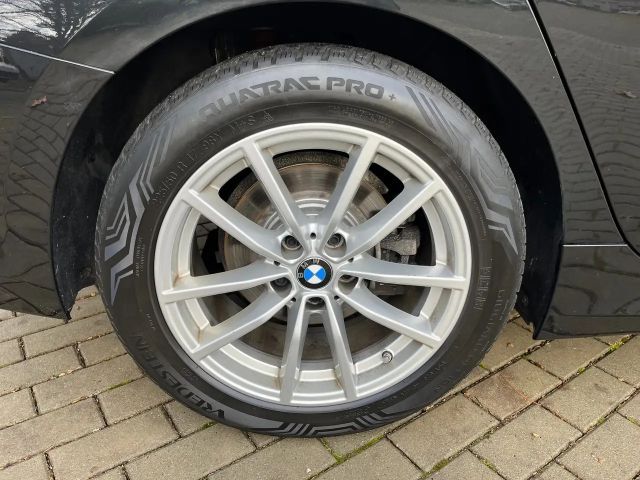 BMW 318 318i Touring