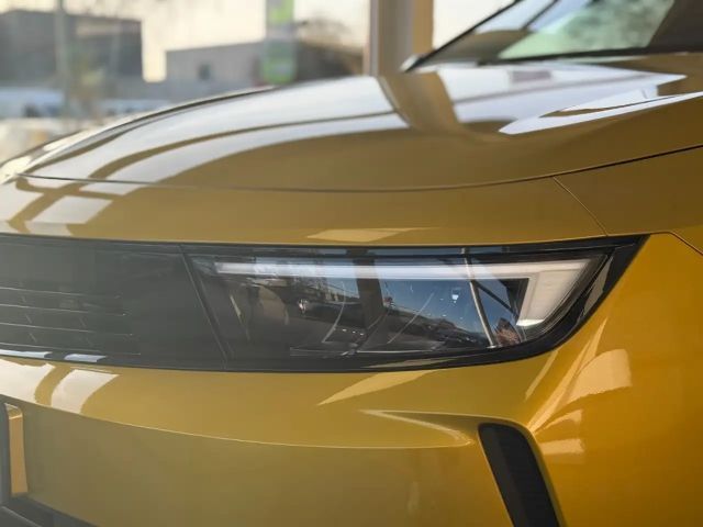 Opel Astra 1.2 Turbo Elegance Turbo