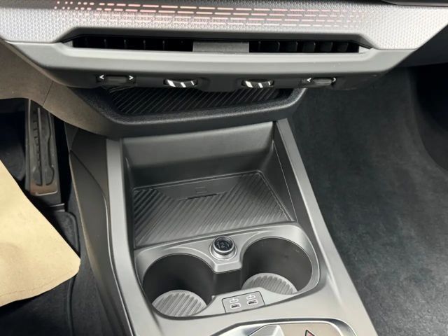 BMW 118 118d M-Sport Sedan