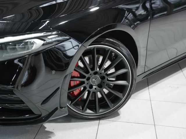 Mercedes-Benz A 35 AMG 4MATIC AMG Line