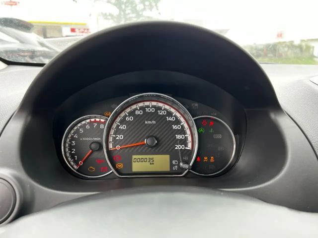 Mitsubishi Space Star Inform Star