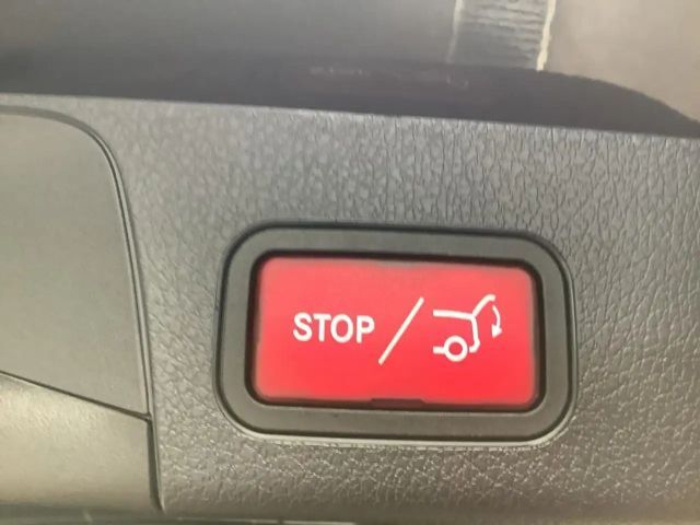 Mercedes-Benz GLB 220 4MATIC Progressive