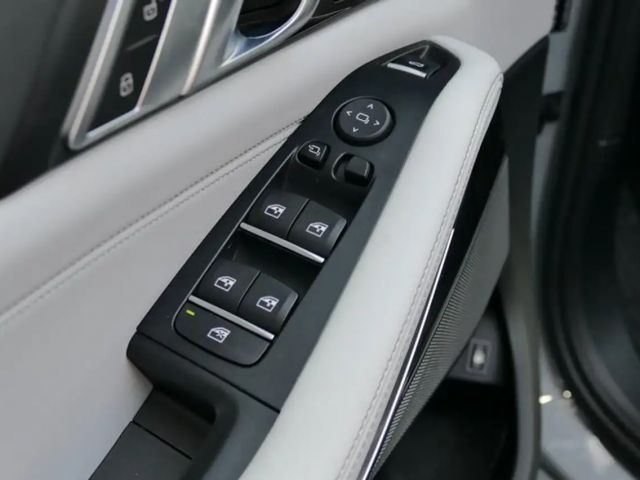 BMW X5 M-Sport xDrive50e