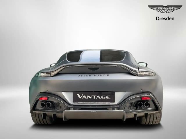 Aston Martin V8 V8