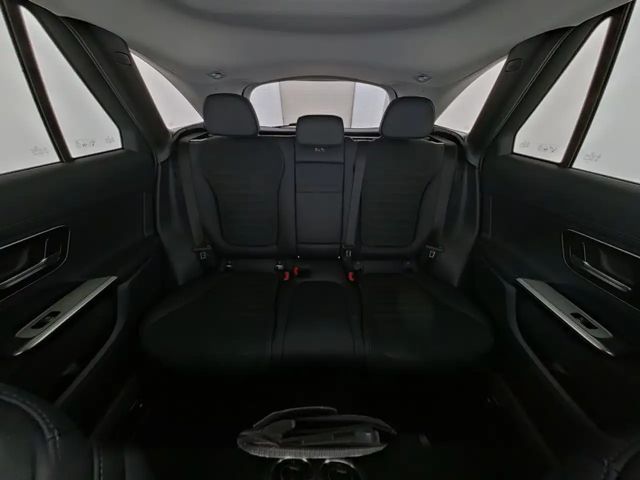 Mercedes-Benz GLC 300 4MATIC AMG Line